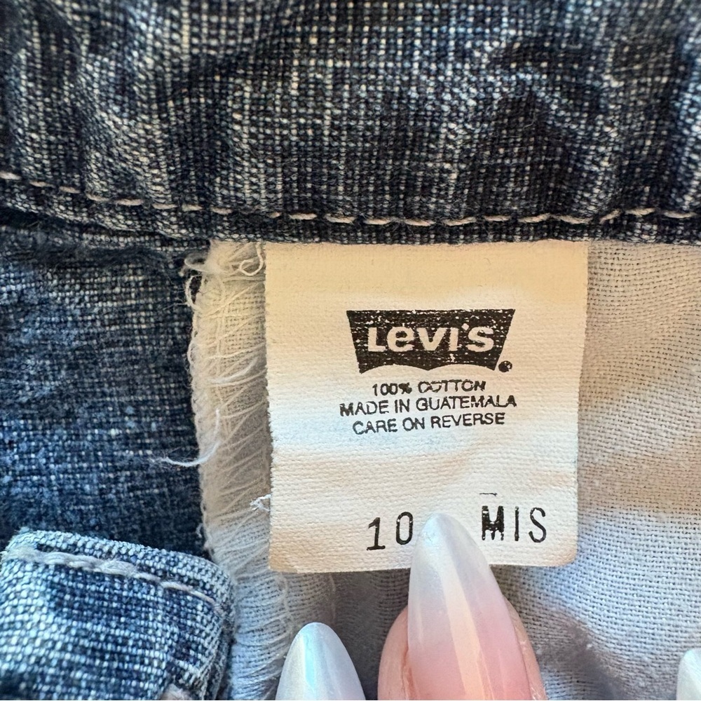 Rare Vintage 2001 Women's Levi's Denim Jean Shorts Size 10 Zipper Fly (32x4.5) - Picture 3 of 16